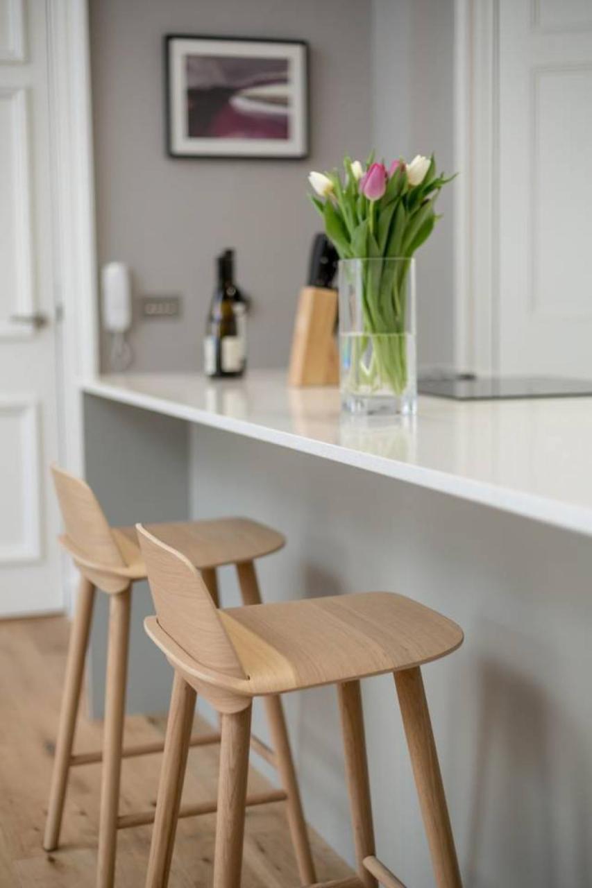 Joivy Spacious And Bright 1bed Apt, Short Walk From Princes Street Appartement Edinburgh