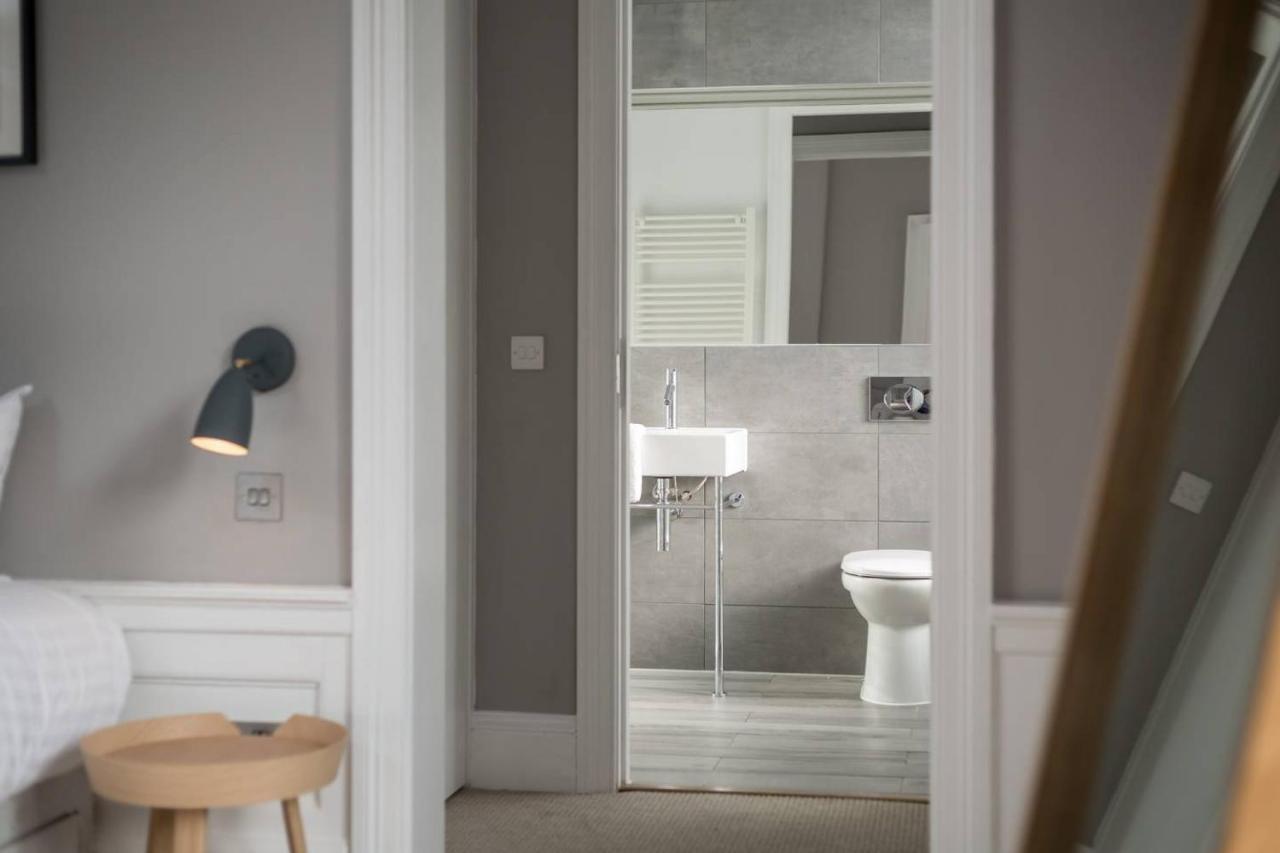 Joivy Spacious And Bright 1bed Apt, Short Walk From Princes Street * EDI